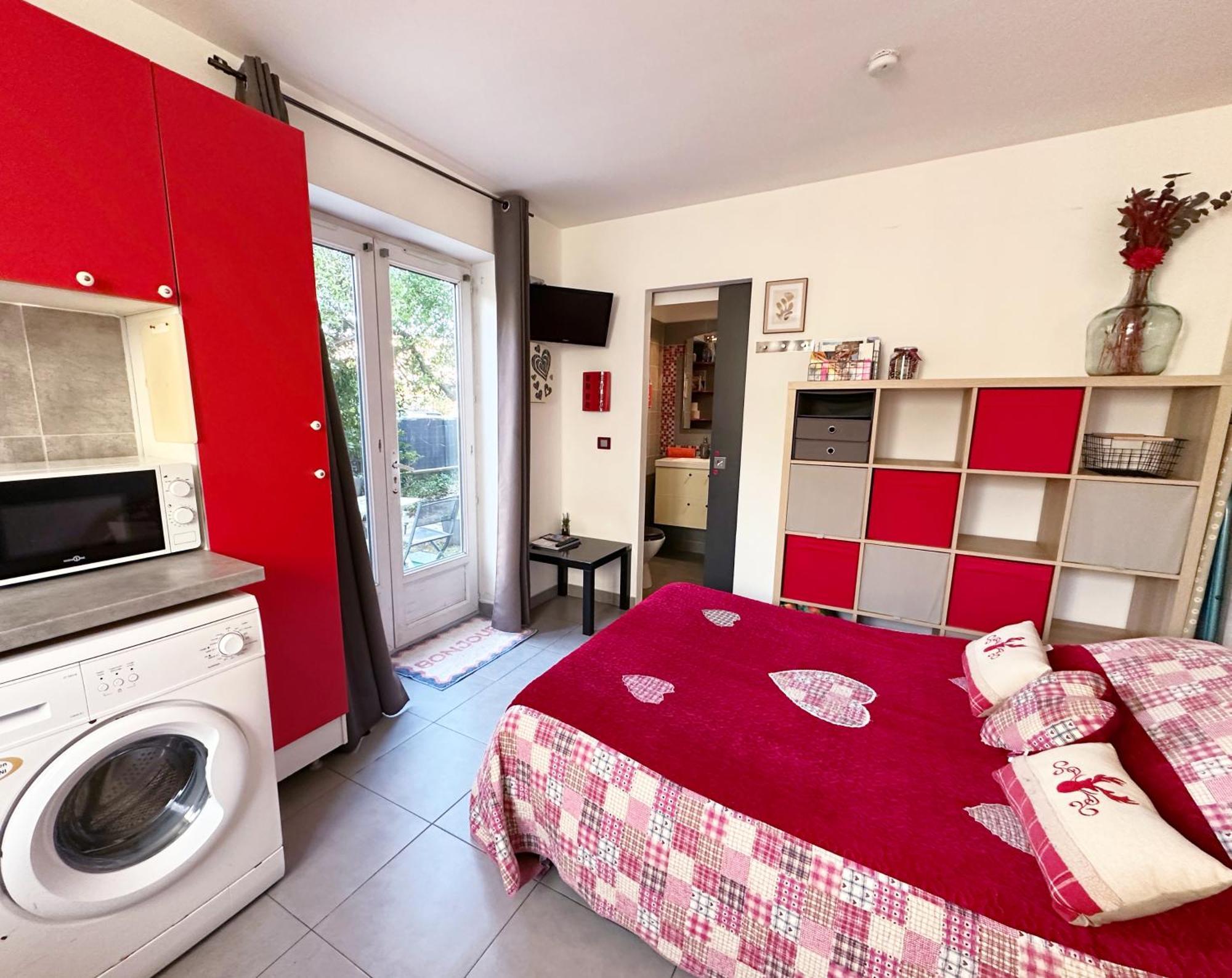 Studio Au Calme Tout Confort Proche Des Plages - Jardin Wifi Parking Frejus Ngoại thất bức ảnh