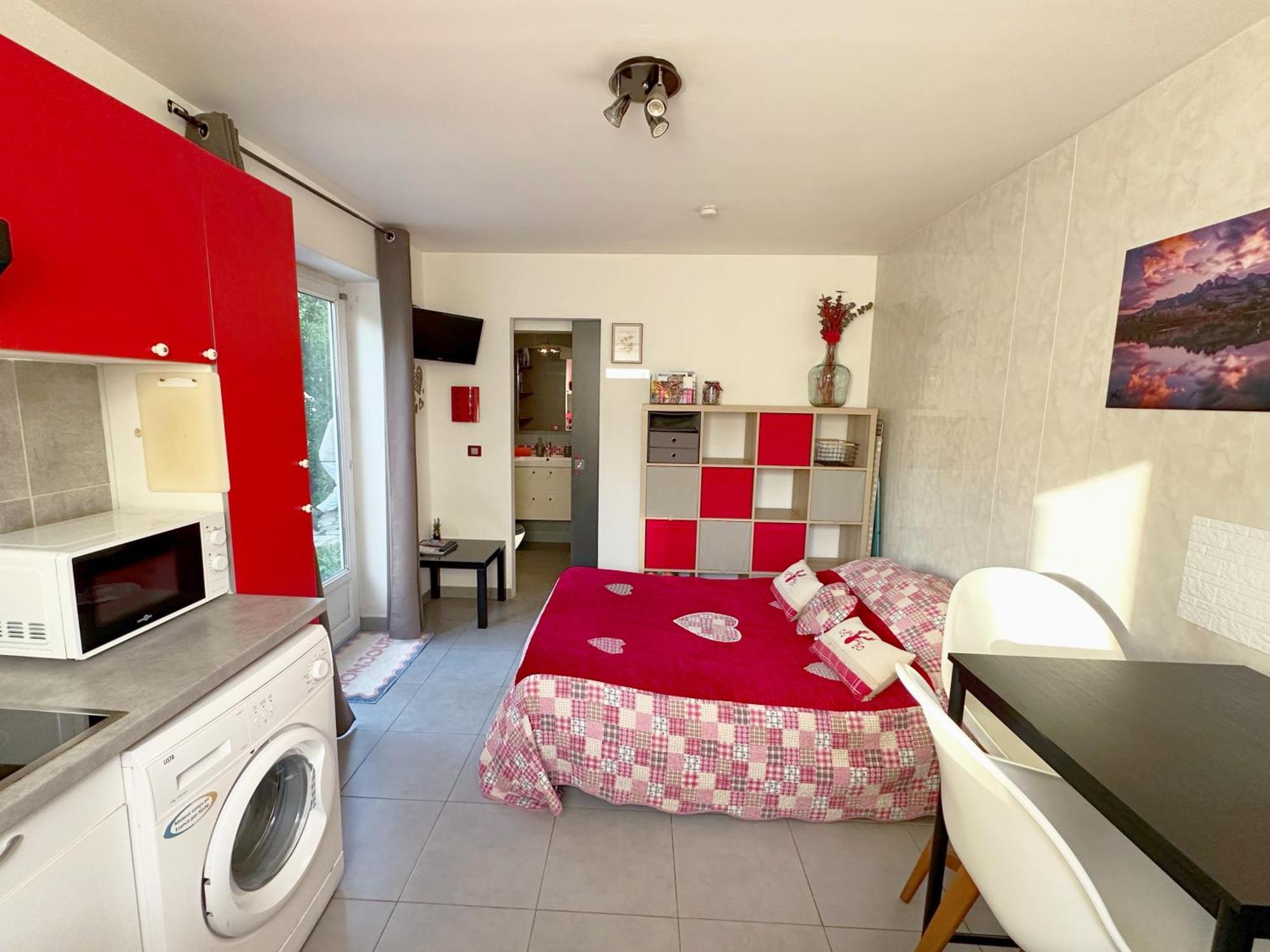 Studio Au Calme Tout Confort Proche Des Plages - Jardin Wifi Parking Frejus Ngoại thất bức ảnh